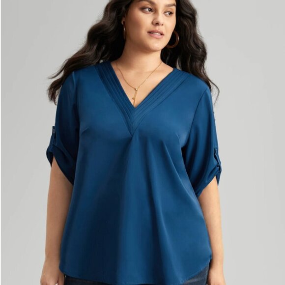 BloomChic Plus Size 4XL V Neck Plain Pleated Tab Sleeve Blouse us26 - Picture 4 of 7